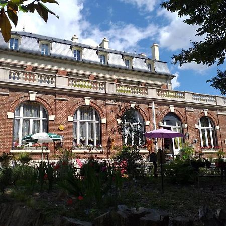 Villa Les Camelias Fontaine-les-Vervins ภายนอก รูปภาพ